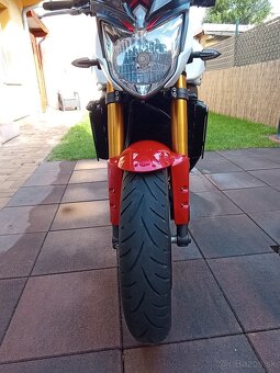 Yamaha FZ8 - 5