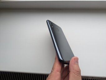 Samsung A20e v TOP stave - 5