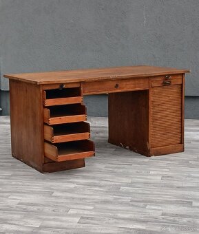 Stôl písací starožitný roletový. - 5