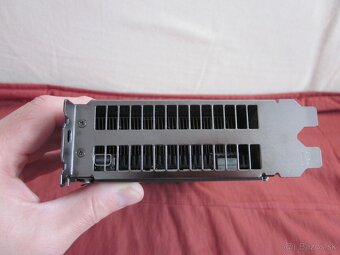 Profi grafika AMD FirePro S7150 x2 16GB GDDR5X - 5