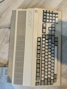 Comodore Amiga 500 - 5