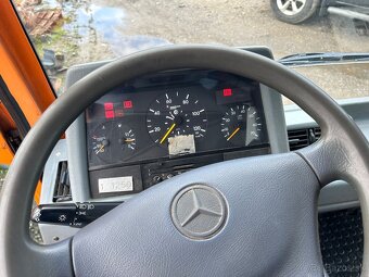 Mercedes - 5