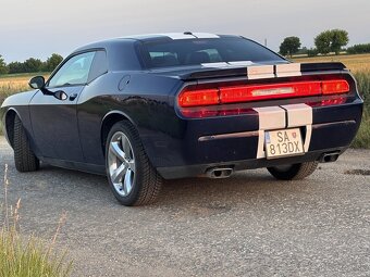 Dodge Challenger 2012 RT 5.7 HEMI vo výbave PLUS - 5