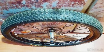 Kompletné kvalitné kolesá na bicykel. - 5