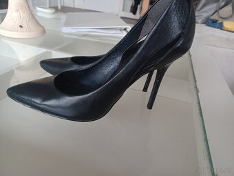 Guess lodicky - 5