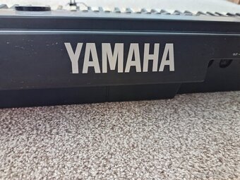 Keyboard YAMAHA - 5