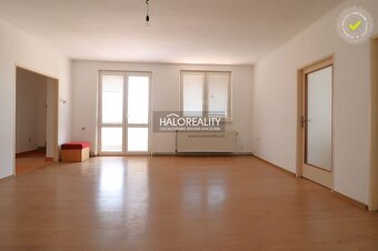 HALO reality - Prenájom, trojizbový byt Nové Zámky, zrekonšt - 5