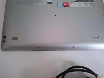 Lenovo IdeaPad 720 - 5