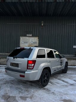 Jeep Grand Cherokee 3.0 CRD AT/5 4x4 - 5