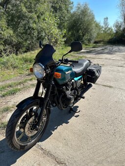 Kawasaki GT550 - 5