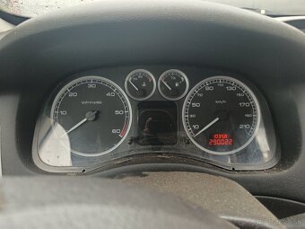 Predám auto Peugeot 307.2liter 79kw - 5