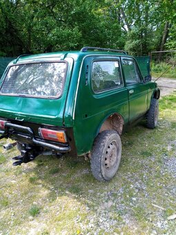 Lada Niva 1.6 4x4 - 5