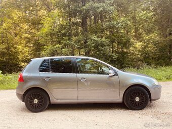 Vw Golf 5 1.6 - 5