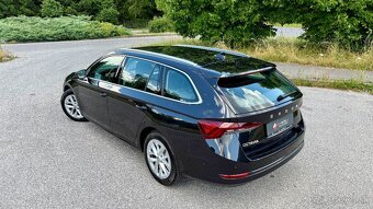 Škoda Octavia Combi 2.0 TDI SCR DSG STYLE HEAD-UP VIRTUAL - 5
