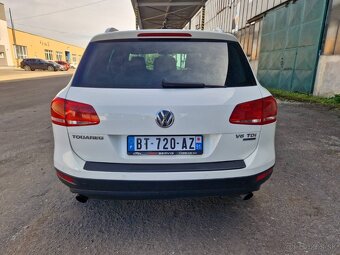 Predám Volkswagen Touareg II 3.0 V6 TDI 176 KW 8-Tiptronic - 5