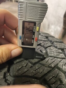 Toyo open country at2 255/70 r18 90% - 5