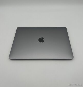 MacBook Air 13" M1 8/256GB Space Gray + ZÁRUKA - 5