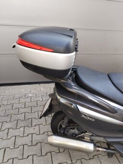 Piaggio x10. 350 - 5