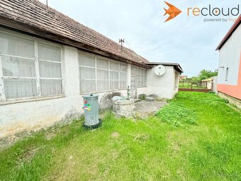 EXKLUZÍVNE NA PREDAJ – SLNEČNÝ STAVEBNÝ POZEMOK S RODINNÝM D - 5