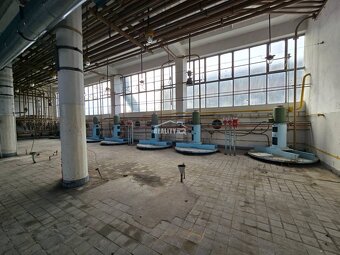 Budova chemickej výroby s nádržami - 5