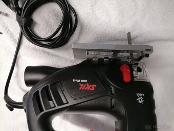 El. Priamočiara píla,, SKILL 1061AA,, 800W,-40€ - 5