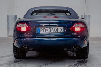 Predám jaguar xk8 convertible - 5