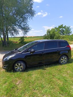 Predám 7 miestne auto PEUGEOT 5008 110kW, 2.0 hdi - 5