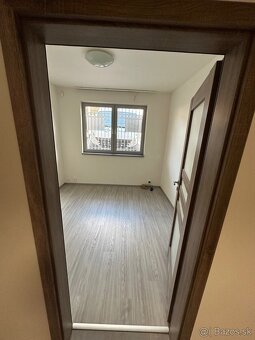 3izbový byt na prenájom bez alebo s parkovacím miestom - 5