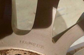 Originál disky R18 8Jx18H2 ET25 - 5