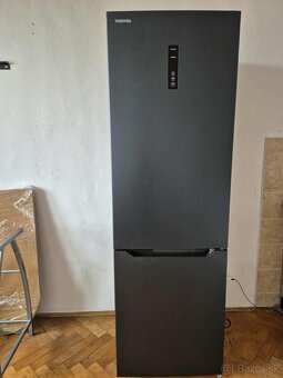 Kombinovaná chladnička Toshiba - 5
