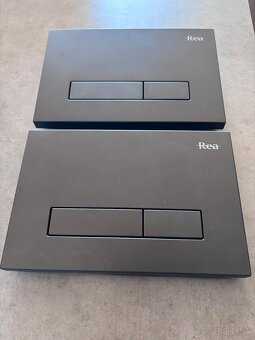 Splachovacie tlačidlo Rea - 5