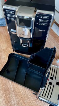 Kávovar Saeco Incanto HD8916 - 5