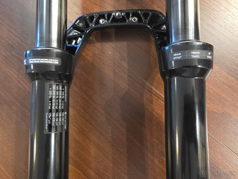 Vidlica ROCK SHOX RECON 29 - 5