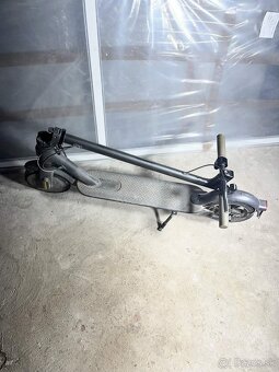 Elektrická kolobežka Xiaomi Mi Scooter - 5