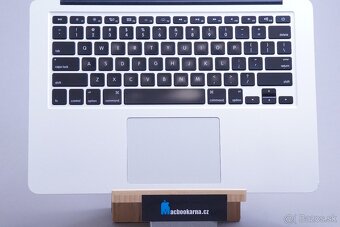 ZÁRUKA/Macbook Air 13.3"/I5 1.8HZ/8GB RAM/256GB SSD - 5