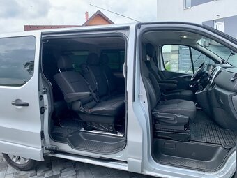 Prenajom auta Renault Trafic 8 miestne auto - 5