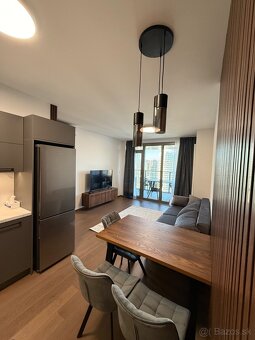 Predaj 2-izbového bytu v Eurovea Tower, 25 poschodie - 5