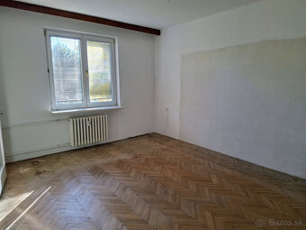 PRÍJEMNÝ 2-IZB.BYT V MESTSKEJ ČASTI TRNÁVKA, HANÁCKA UL., TE - 5