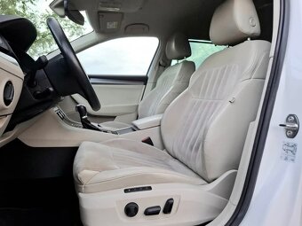 Superb Combi 2,0 TDI Style 110kW Alcantara - 5