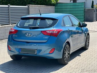 Hyundai i30 1.6i - 5