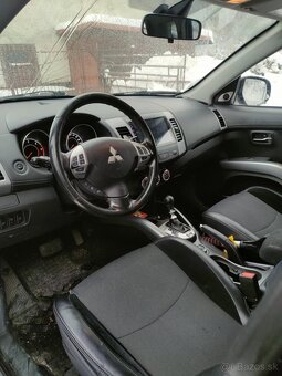 Mitsubishi Outlander 2.2 4x4 7-miestne automat - 5
