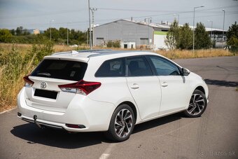 Toyota Auris Touring Sports 1.2 Turbo Executive - 5