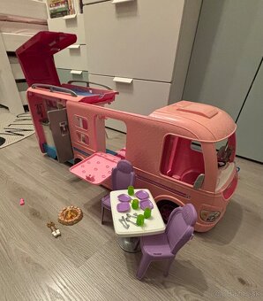Barbie karavan - 5