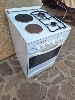 Elektricky sporak 4 - 5