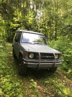 Mitsubishi Pajero 4x4 - 5