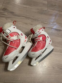 Dievcenske korcule 32-35 - 5