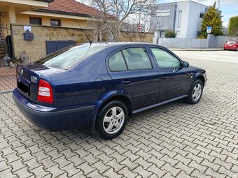 Predám Škoda Octavia 2.0i LPG R.v2003 Elegance - 5