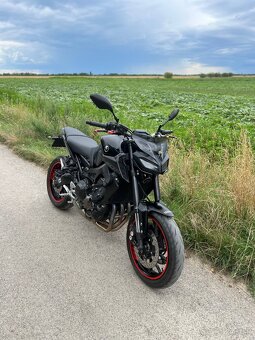 Yamaha mt09 2017 black - 5
