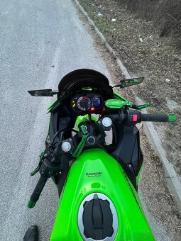 Kawasaki Ninja 400 - 5