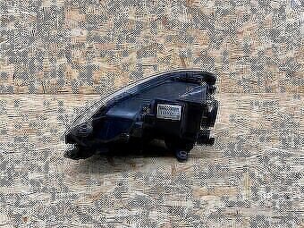 Predné pravé svetlo na Volkswagen Up - 5